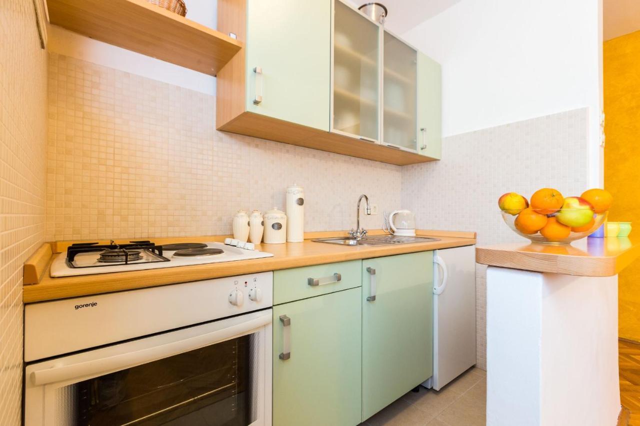 Appartement Lavender Apt. W. Balcony In Old Town *