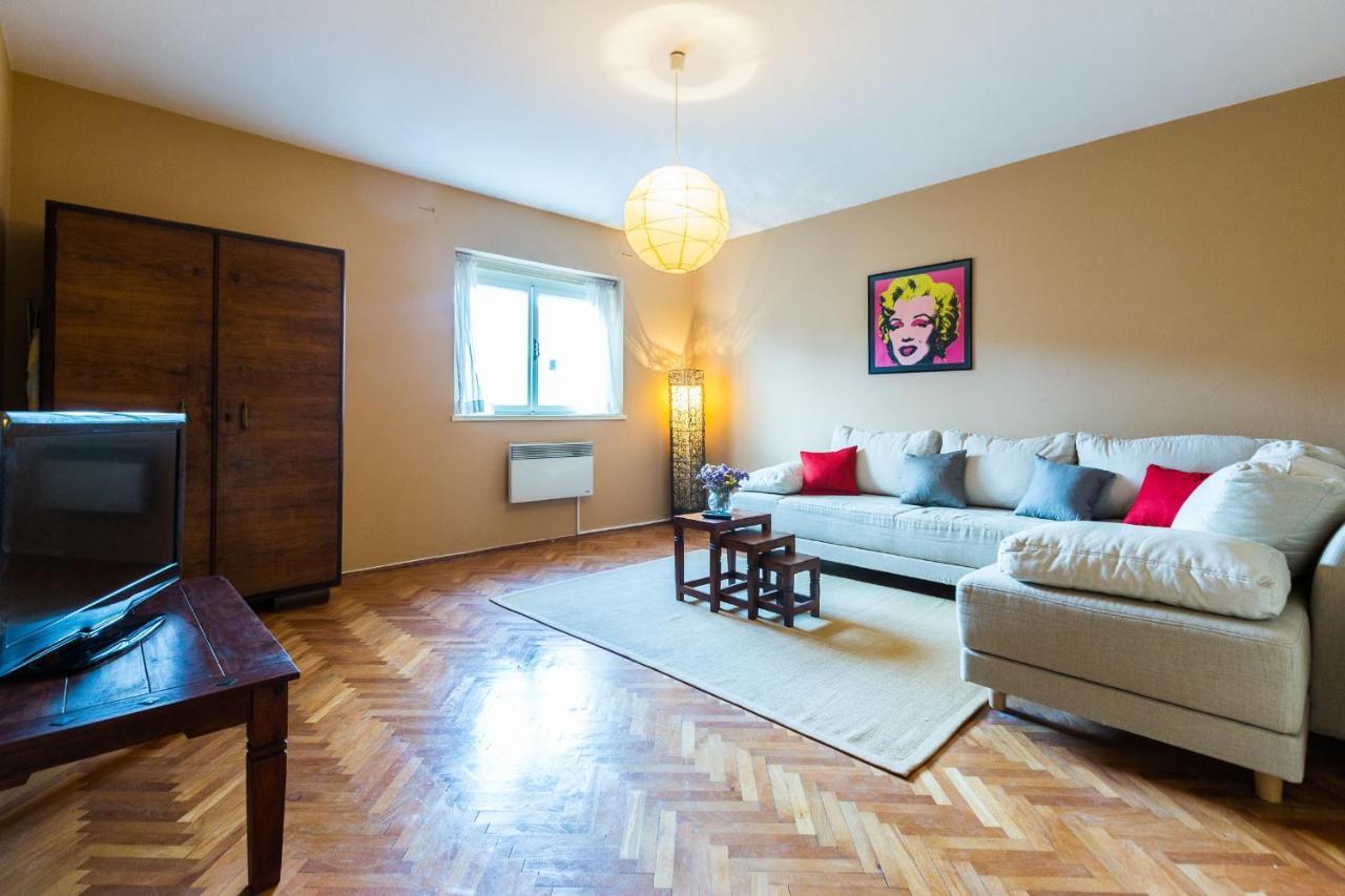 Appartement Lavender Apt. W. Balcony In Old Town *
