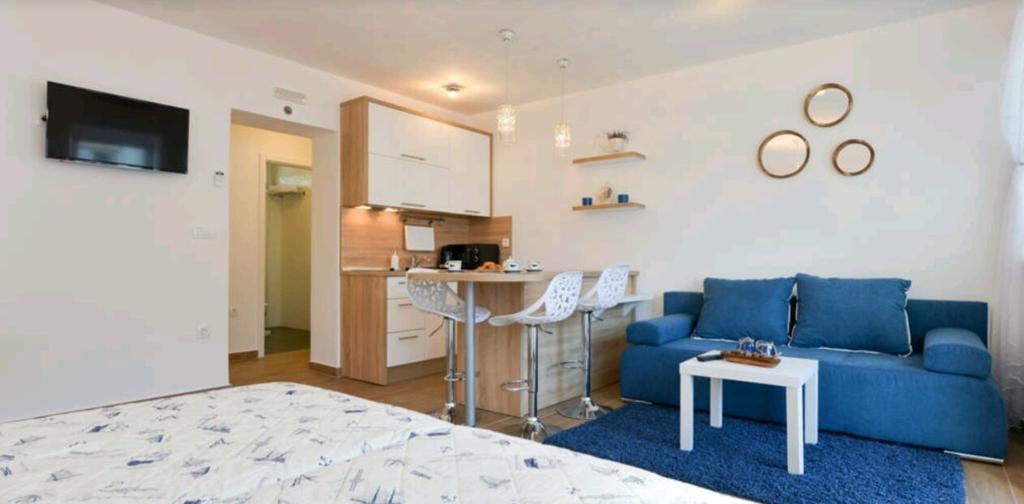 Appartement Lavender Apt. W. Balcony In Old Town *