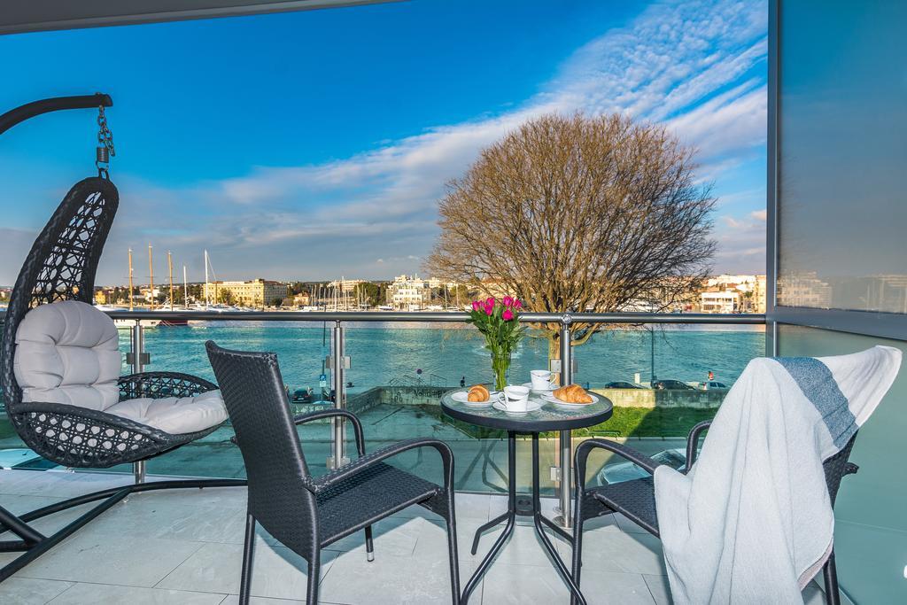Lavender Apt. W. Balcony In Old Town *